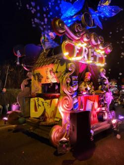 Te koop: 5 carnavalswagens thema Tomorrowland